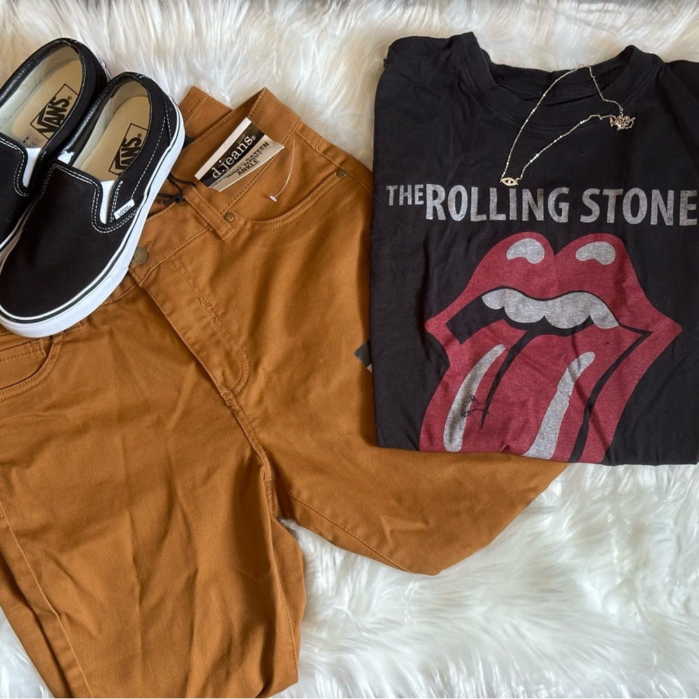 NWT Stretchy Brown Jeans D. Jeans
